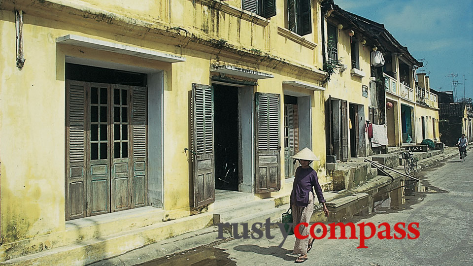 Hoi An in the 90s. Bach Dang St on the river.